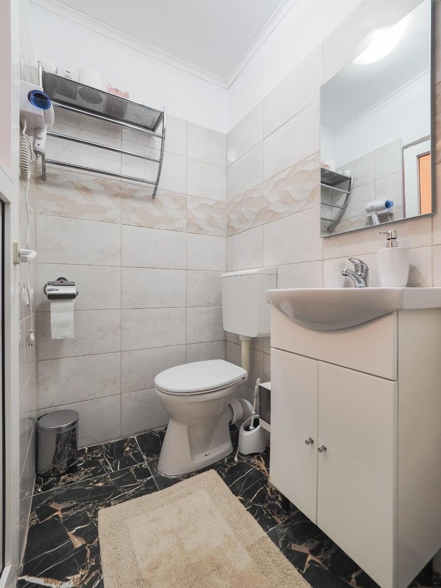 Holiday Studio Sibiu - Central, Cozy & Self Check-In Bagian luar foto